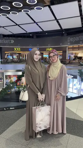 ga sengaja ketemu teh kaylaa😘