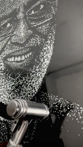 Hammer on glass art ⛏️ #art #glassartistry #sosuoriginalart #sosu #creatorsearchinsights 