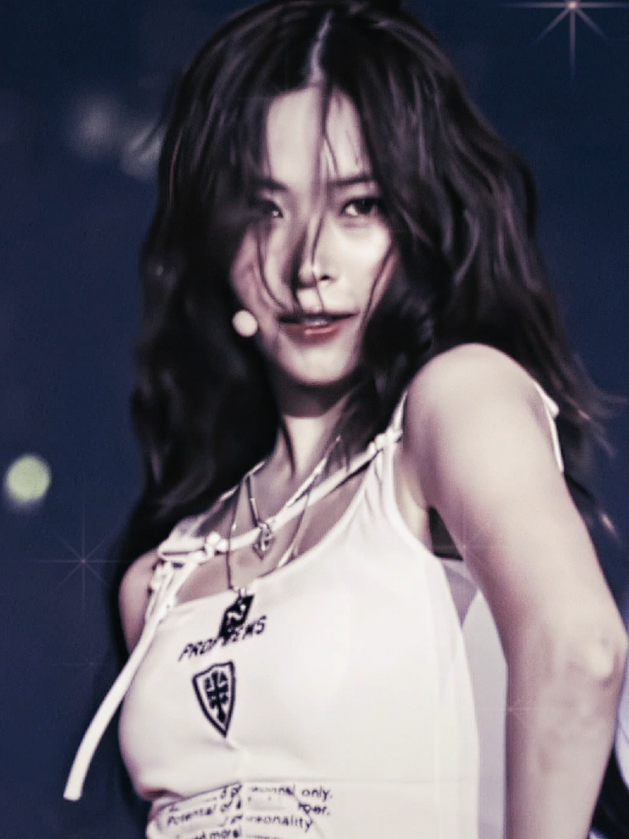 Forced my Boyfriend to listen to Itzy..He is Yeji and Chaeryeong biased now ib/rm: @nam 𐙚  scp: @jiminbh  #ryujin #itzy #itzyedit #foryou #kpopfyp  [tags: @Ｂｉｂｉᶻ 𝗓 𐰁 | TUNNEL VISION @yeji’s cat @💸 @sou 𝜗ৎ @𝒮 @mari ౨ৎ ྀིྀ @𝐀𝐅𝐍𝐀𝐍 @idk @J u l i a 