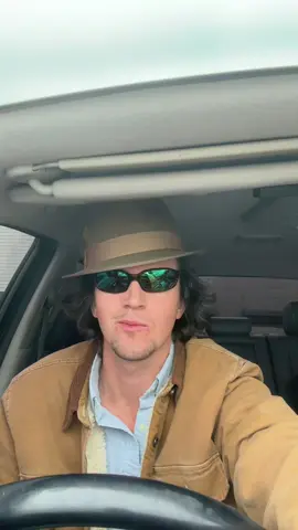 Alligator & wood grain #word 