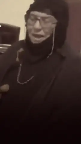 رعد الناصري يتحدث عن صوت ام شاكر.. ٠ ٠ #حبر_الشعر #قناتي_تليجرام_بالبايو #شعراء #شعر 