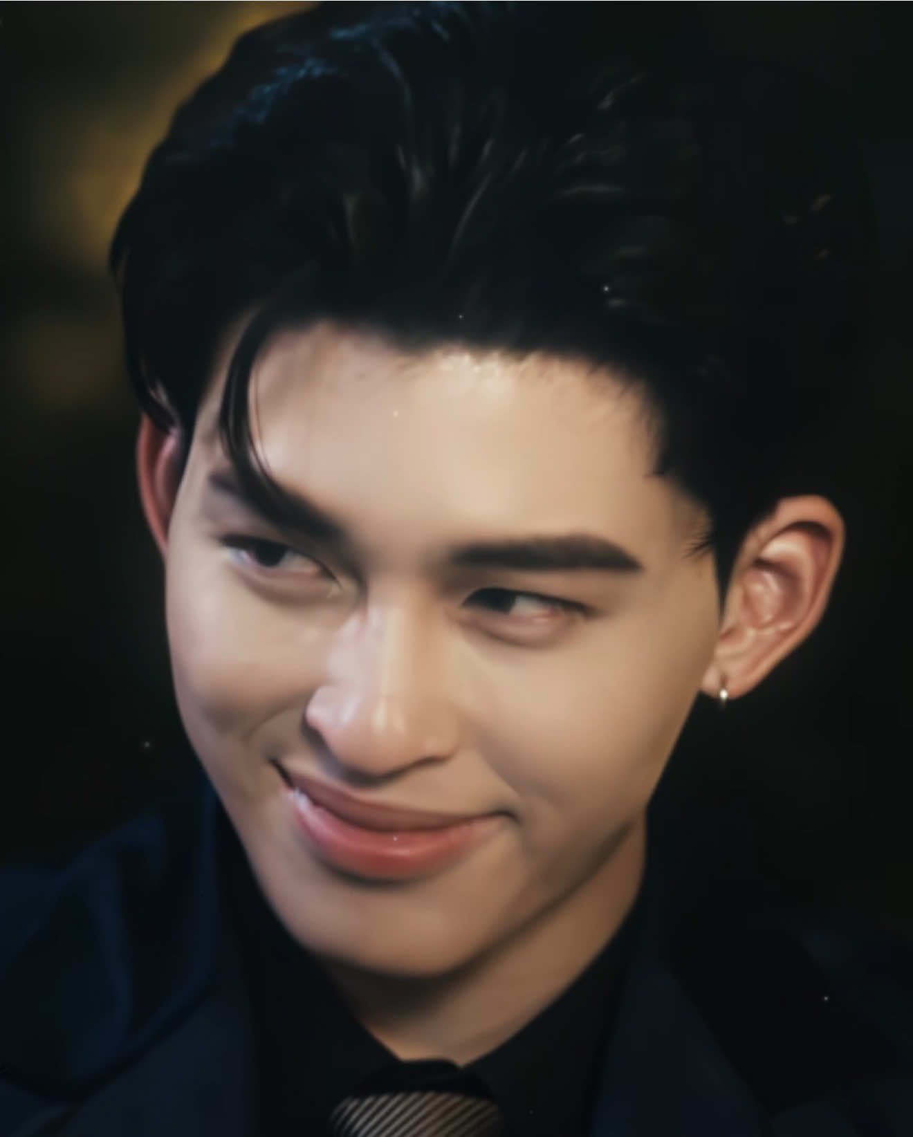 Them playing in the rain hit hard || #PONDPHUWIN #meandtheeseries #pondnaravit #thaibl #edit @phuwintang @ppnaravit  scp/cc:daemsiel ac/wm:me [ Me and thee edit, Back to friends, Phuwintang ]