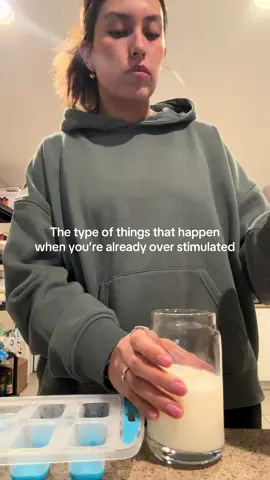 I wanna point out @Nespresso ur iced coffee pods did me dirty (I also had them WITH ICEA cooling for 10 minutes before pouring it in) #nespresso #coffee #fyp #Vlogmas #uwo 