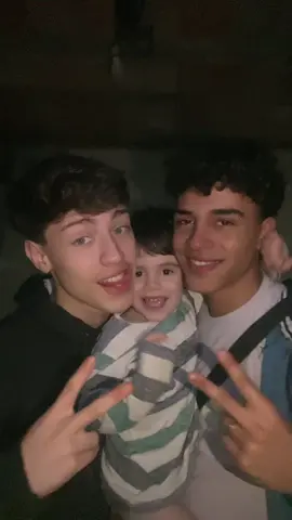 achei essa trend tão fofinha @guferreirapzz  #baby #casal #lgbt #foryoupage #viralvideo  