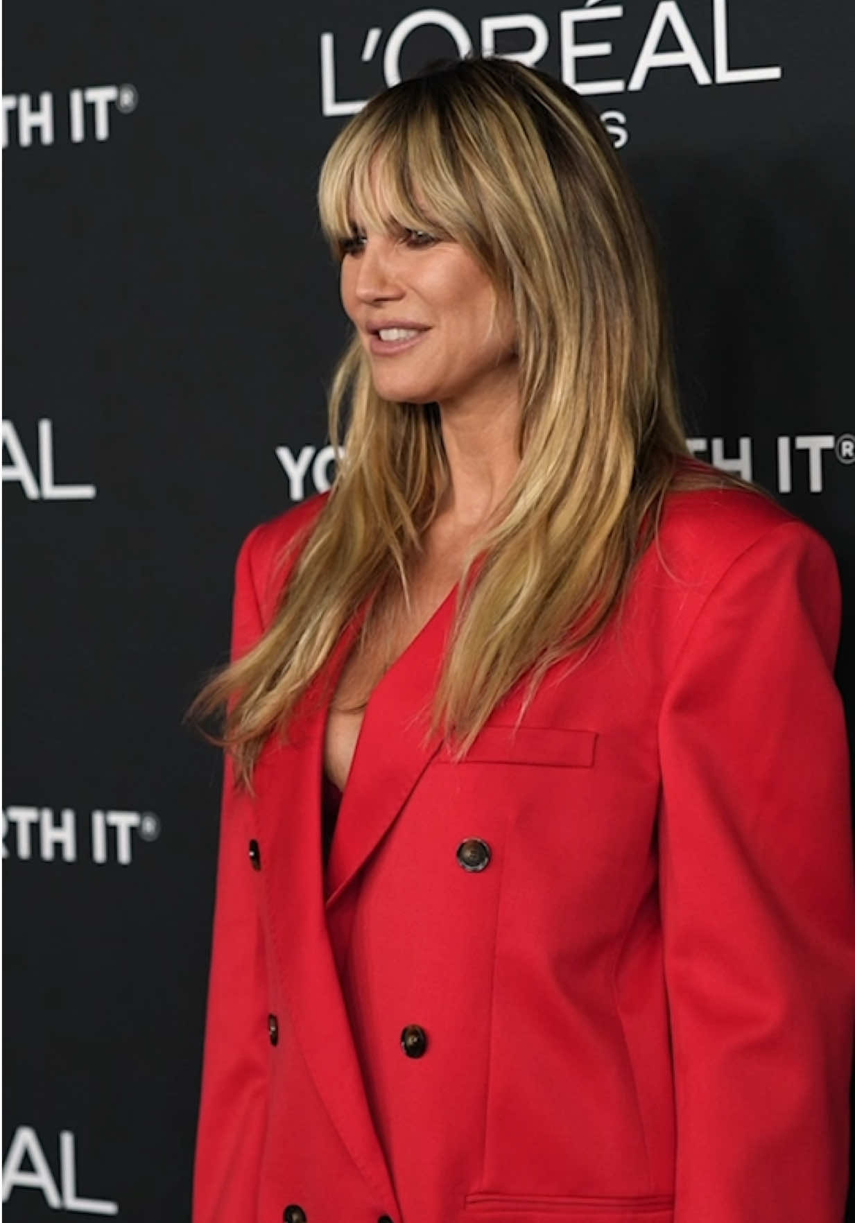 #HeidiKlum (@heidi klum) bei der 20-Jahres-Feier der L’Oréal Paris „Women of Worth“ Kampagne in Los Angeles.  📸Getty Images 