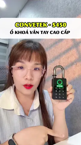 Công nhận bây giờ ổ khoá thiết kế thông minh ghê. Mở được bằng 5 cách, mà mở vân tay nhạy lắm luôn #nhaamberday #okhoathongminh #okhoavantay 