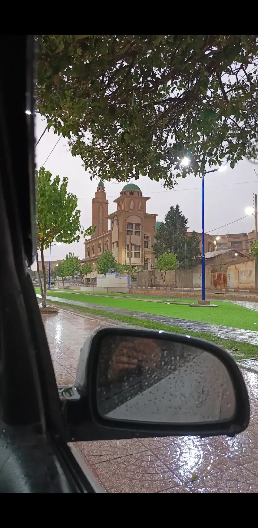 هّيَهّآتٌ لَمًآ تٌعٌبًدٍوٌنِ