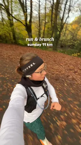 La dernière course à pied du mois de novembre (déjà ??) Un dimanche matin à courir 11 km tranquille sans pression de chrono puis bruncher avec les copains 🫶🏻✨ -20% sur tous les compléments alimentaires @Cuure : CASSANDRE4682 #courseapied #run #Running #runninggirlies #sundayrunday 