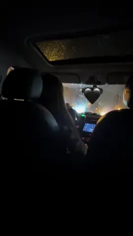 İkimizdə bir ürək var, yarı məndən, yarı səndən 💔  #Capcut💔 #keşfet🥀 