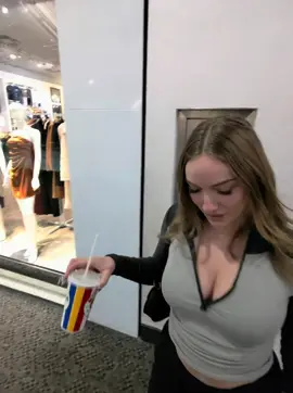 Fat from the front too😅😍 #rizz #metaglasses #viral #pov #fyp 