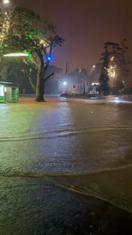 Mưa to tại Đà Lạt đêm 3/12-2025