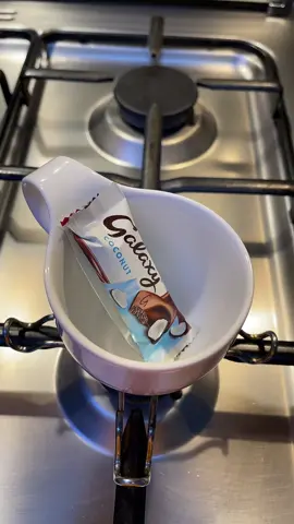 شوكولاتة بجوز الهند🥥☕️#قهوتي #your_coffee #قهوة_mahaqueen_15 #أنعش_مزاجك #explorepage 