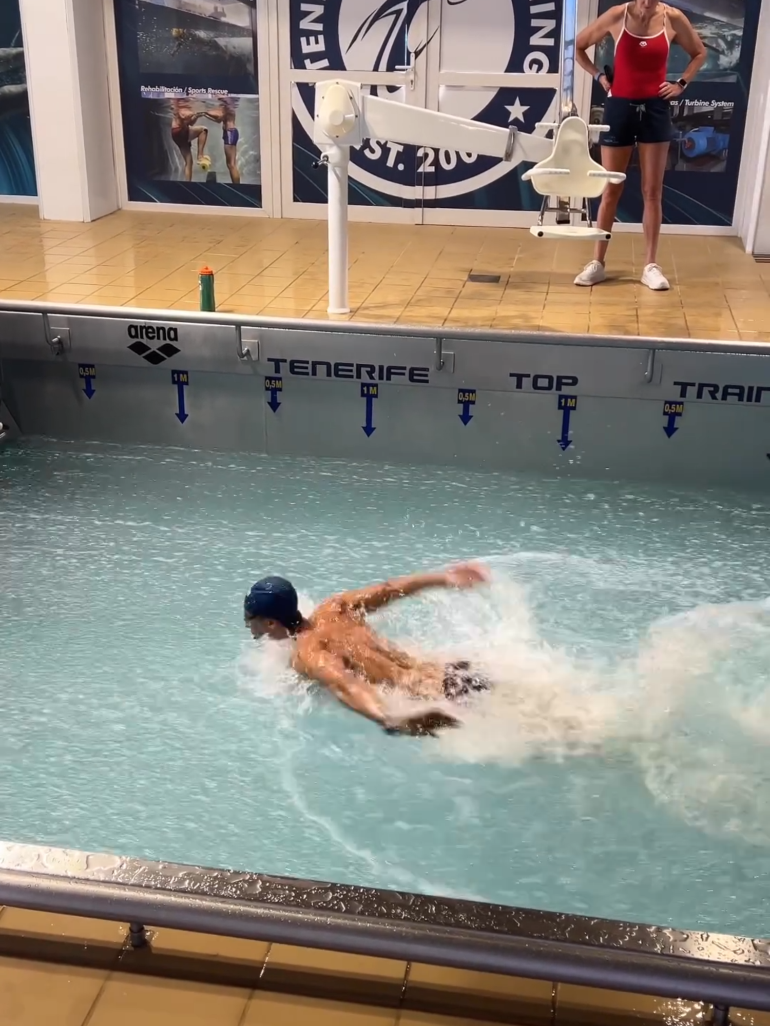 Against the current, with unstoppable force. 🏊‍♂️ 📹: @clem_secchi #Training #Swimming #Sport