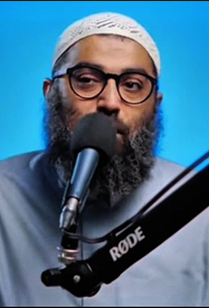 قُلْ إِنَّ الْـمَوْتَ الَّذِي تَفِرُّونَ مِنْهُ فَإِنَّهُ مُلَاقِيكُم  .  .  #sab3eel #توبه #محمد_الغليظ #سَبيل #بودكاست_دينية  .  . ّ