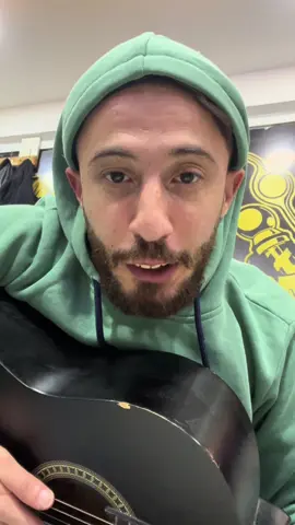 بعرف بدك مني مصاري مشان هيك ماعم رد😂#fyp 