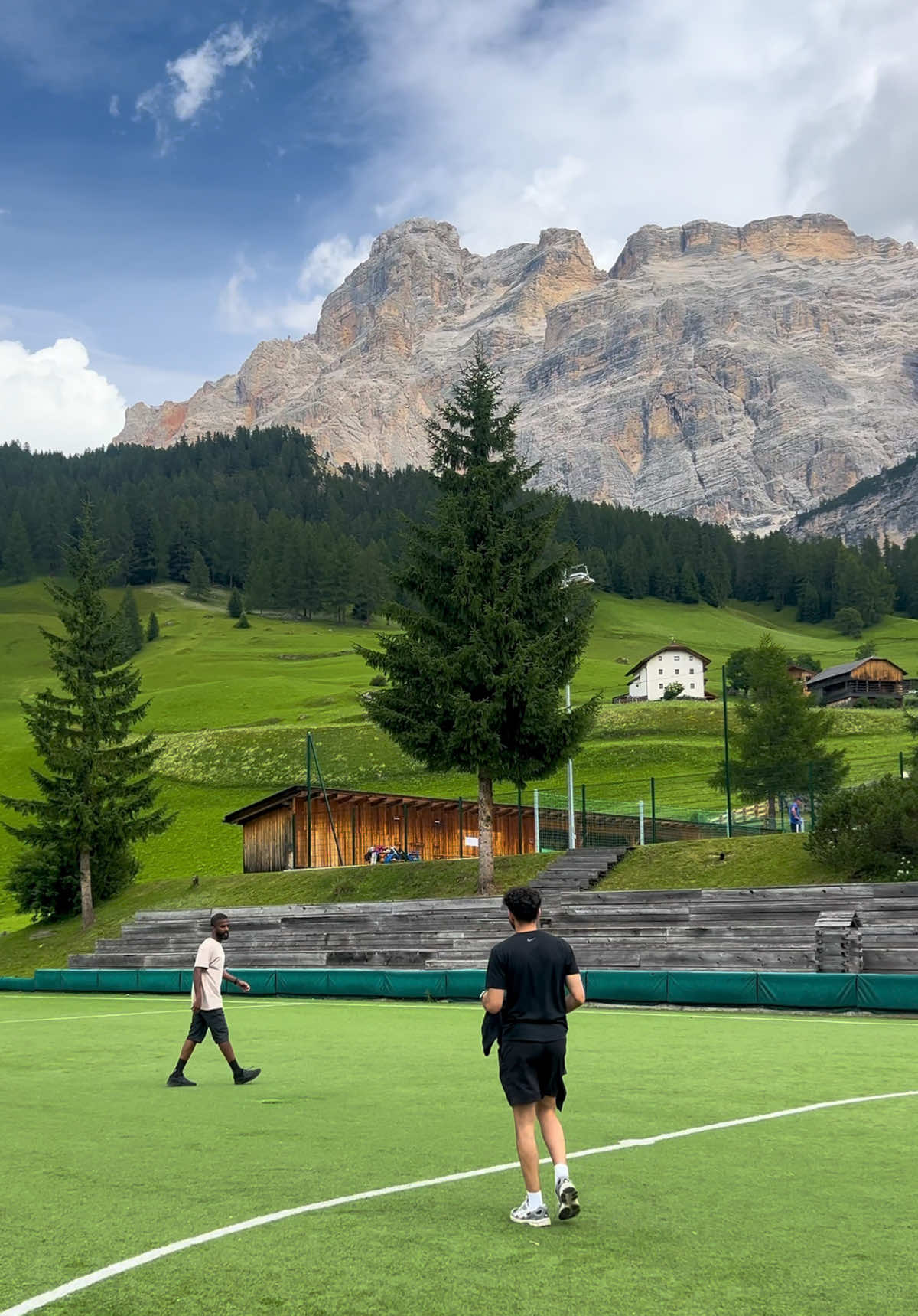 The most beautiful football pitch I’ve seen so far 🏞️ #foryoupage #football #travel #montain #italy 