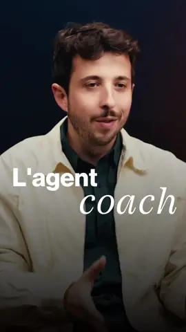 Un coach sportif face à une intelligence artificielle, c’est un peu David contre Goliath. Objectivement, c’est sûr qu'un coach humain dispose de moins d’informations qu'une IA. Imaginez un agent IA accessible via WhatsApp, e-mail ou même par message vocal. Cette IA peut récupérer toutes les informations de votre compte de running. Si, lors d'un échange vocal, vous mentionnez que votre objectif est de faire le marathon en moins de 4 heures après avoir terminé en 4h15 l'an passé, l'IA peut créer un programme d'entrainement parfaitement adapté à vos besoins. Ça montre à quel point un agent personnalisé peut changer la donne dans votre progression. Et ce n'est pas seulement pour les sportifs. Quel que soit le sujet, dans votre business, un agent intelligent, capable d'analyser et d'adapter, sera un atout inestimable. Si vous ne l’avez pas encore fait, réfléchissez à comment une IA personnalisée pourrait transformer également votre approche. Un partenariat, une collaboration, une révolution. C’est le futur qui n’attend plus.