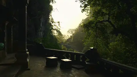 Một góc Chùa Bích Động - Ninh Bình. #travel #ninhbinh #cinematic #chuabichdong #tamcoc_bichdong_ninhbinh 