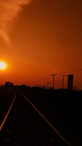 اُس کی وہ جانے اُسے پاسِ وفا تھا کہ نہ تھا، تم فراز اپنی طرف سے تو نبھاتے جاتے! 🖤#aesthetic #viralvideo #foryoupage #viral #foryou 