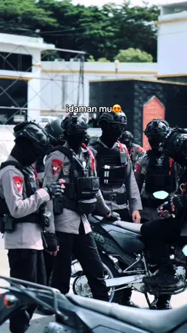 Tidak mengamankan negara, namun kami sangat berjasa pada perusahaan negeri/swasta #security #satpam #satuanpengamanan #satpamindonesia #satpamloby😜👊🏻 