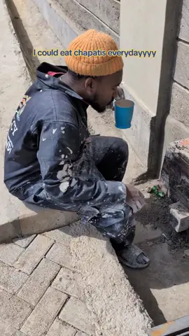 nothing beats the feeling of carrying your own packed munchies#mbitubee #bluecolarboys #fundinabee #myfundi 