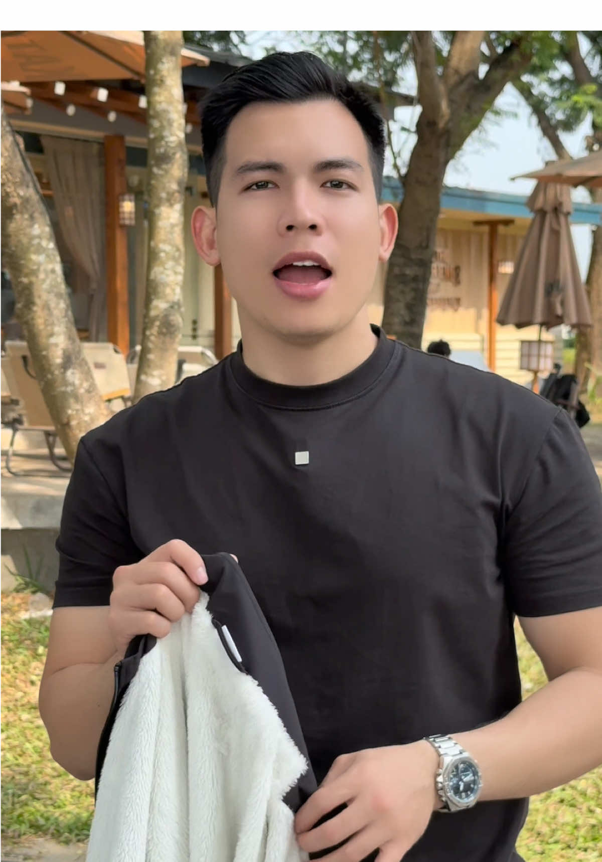 Áo khoác lót lông cổ trụ