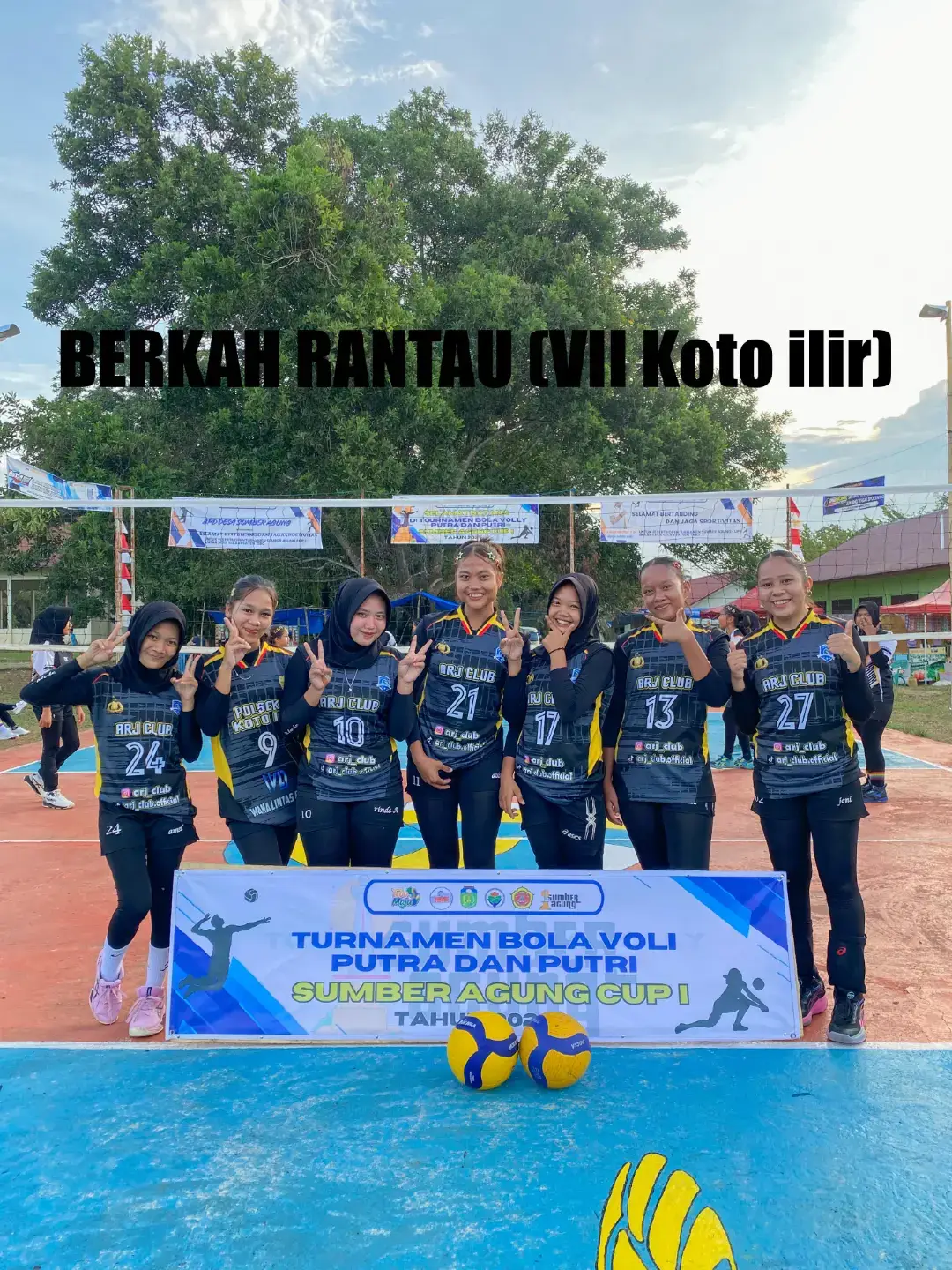 BABAK PENYISIHAN❗ Turnamen bola voli sumber agung cup 1 🏐Partai putri dimenangkan : 1).BERKAH RANTAU (VII KOTO ILIR)  2).TBVC (UNIT 2 RIMBO BUJANG)  🏐Partai putra dimenangkan : 1).RAFFA GROUP (BLOK F RIMBO ILIR)  2).BERKAH KAYU A (UNIT 10 RIMBO BUJANG) 