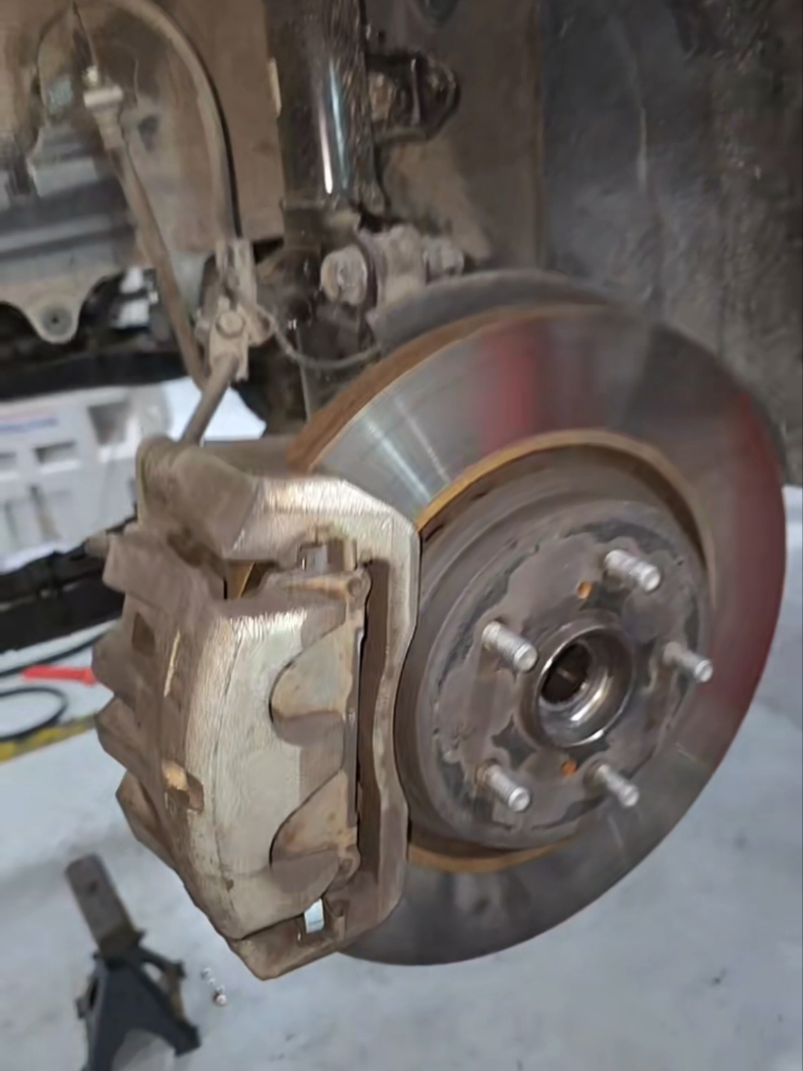 #تويوتا_كامري #اللاندكروزر #الشعب_الصيني_ماله #هلايندر #ايمن دحلان