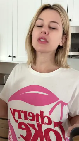 I thought it was Santa Claus but it was @Gordon Ramsay 💕🫶🏼❤️ #nextlevelbaker @Food Club FOX @foxepublicity 