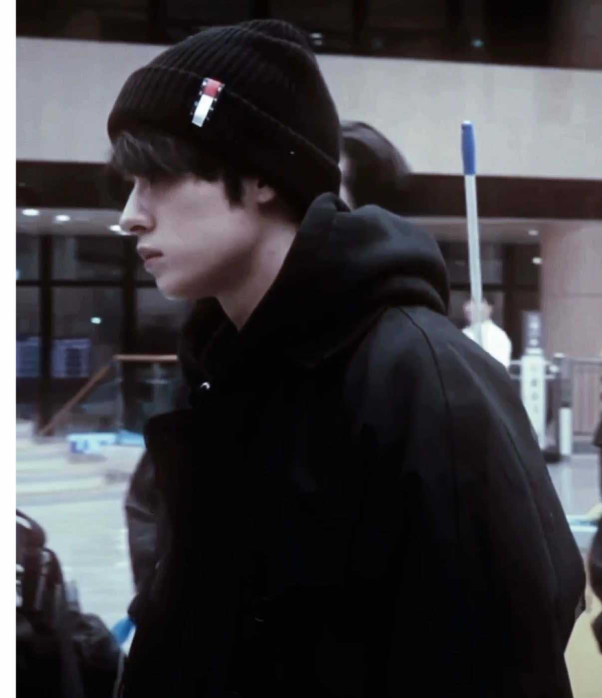 all 20 fingers rm : @risa ೃ༄  [ #straykids #leeknow #leeknowedit #kpop #kpop ]  lee know edit 