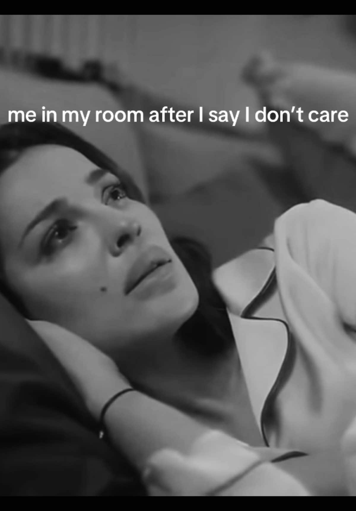 #nadinenassibnjeim #overthingking #fyp #نادين_نسيب_نجيم 