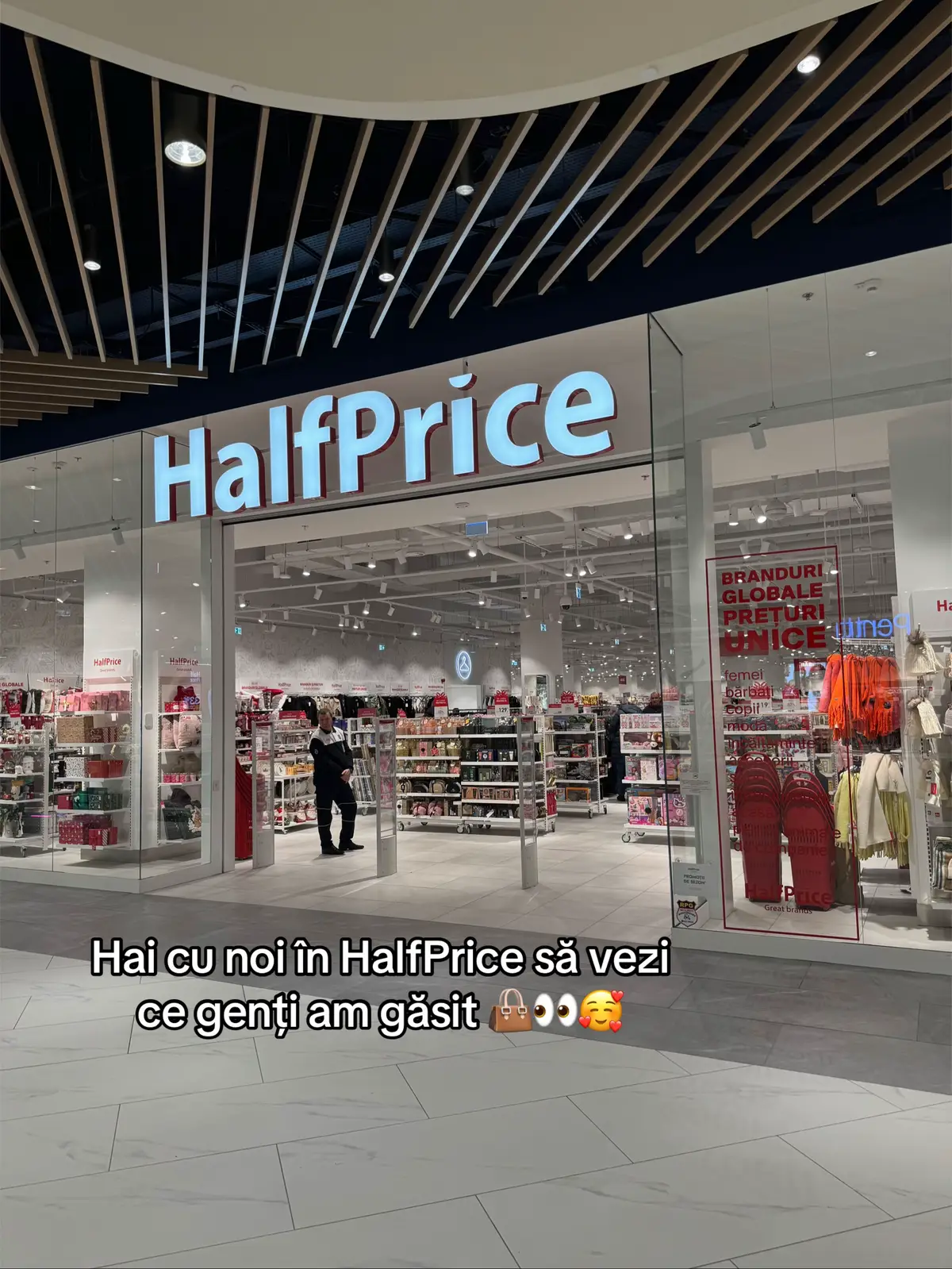 Care este preferata ta? 👀 #mallmoldova #iasiromania #mall 