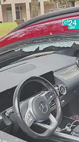 🚔 OURENSE Inquedanza nos barrios da Ponte e do Vinteún polos continuos roubos en coches e a falta de vixilancia policial Toda a información, en G24.gal e G24play.gal #Galicia #galego #TVG #G24 #G24gal Segue aumentando a preocupación e a sensación de inseguridade entre a veciñanza dos barrios ourensáns da Ponte e o Vinteún por mor dos continuos roubos e pequenos furtos. Ademais dos roubos nos comercios, estas últimas semanas os ladróns están atacando os coches aparcados na rúa. Hai varias denuncias pola rotura dos cristais das ventás. E a xente pide máis vixilancia policial polas rúas. Para romper as ventás dos vehículos adoitan empregar as tapas dos sumidoiros, que despois deixan arrincadas. Esta furgoneta foi unha das últimas que violentaron. Hai bastante inquedanza entre a veciñanza e moita xente non quere falar a cámara por medo. Pero algo que se repite é que falta de vixilancia policial e axentes, en Ourense.