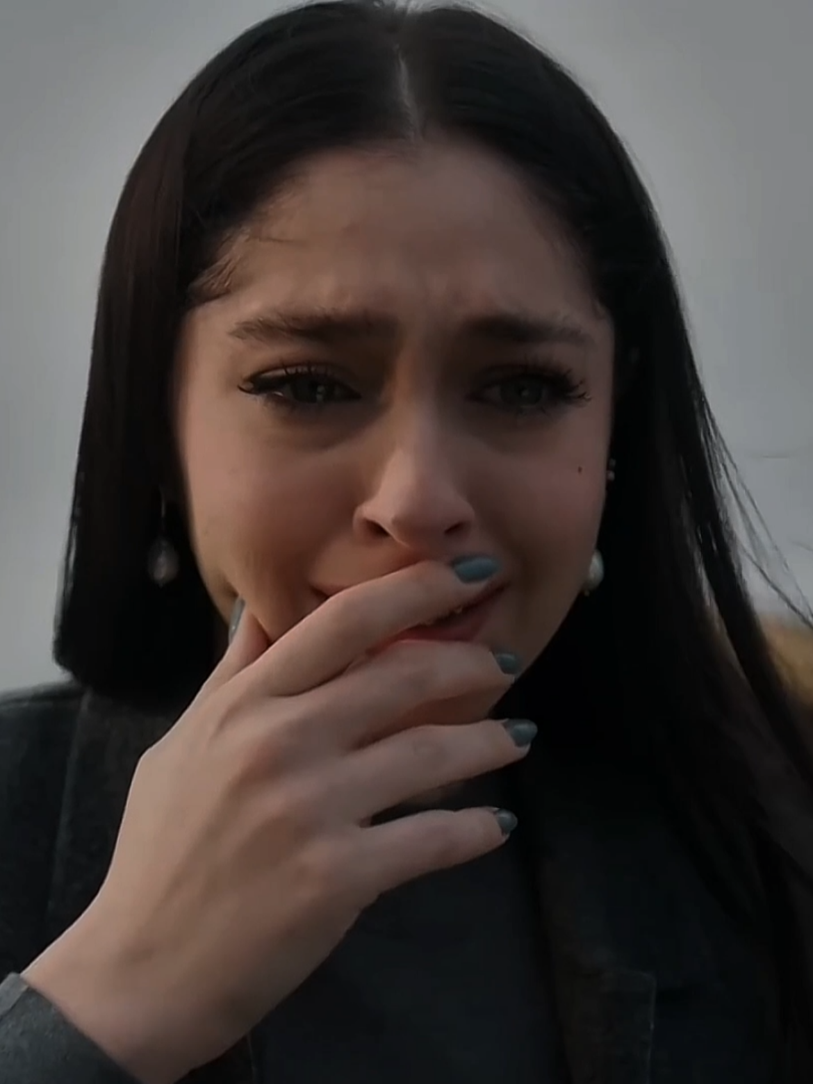 الضغوطات تغير الانسان....😔#جيمري_بايسال #cemrebaysel #الورود_والذنوب #güllervegünahlar 