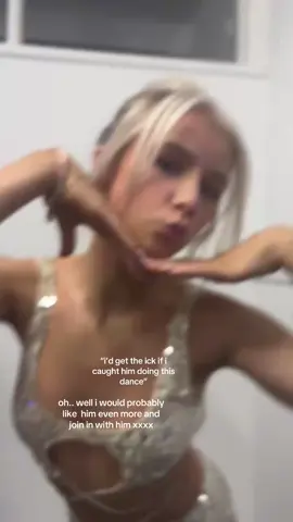 horses in the stable 😜😜#fyp #fakebody 