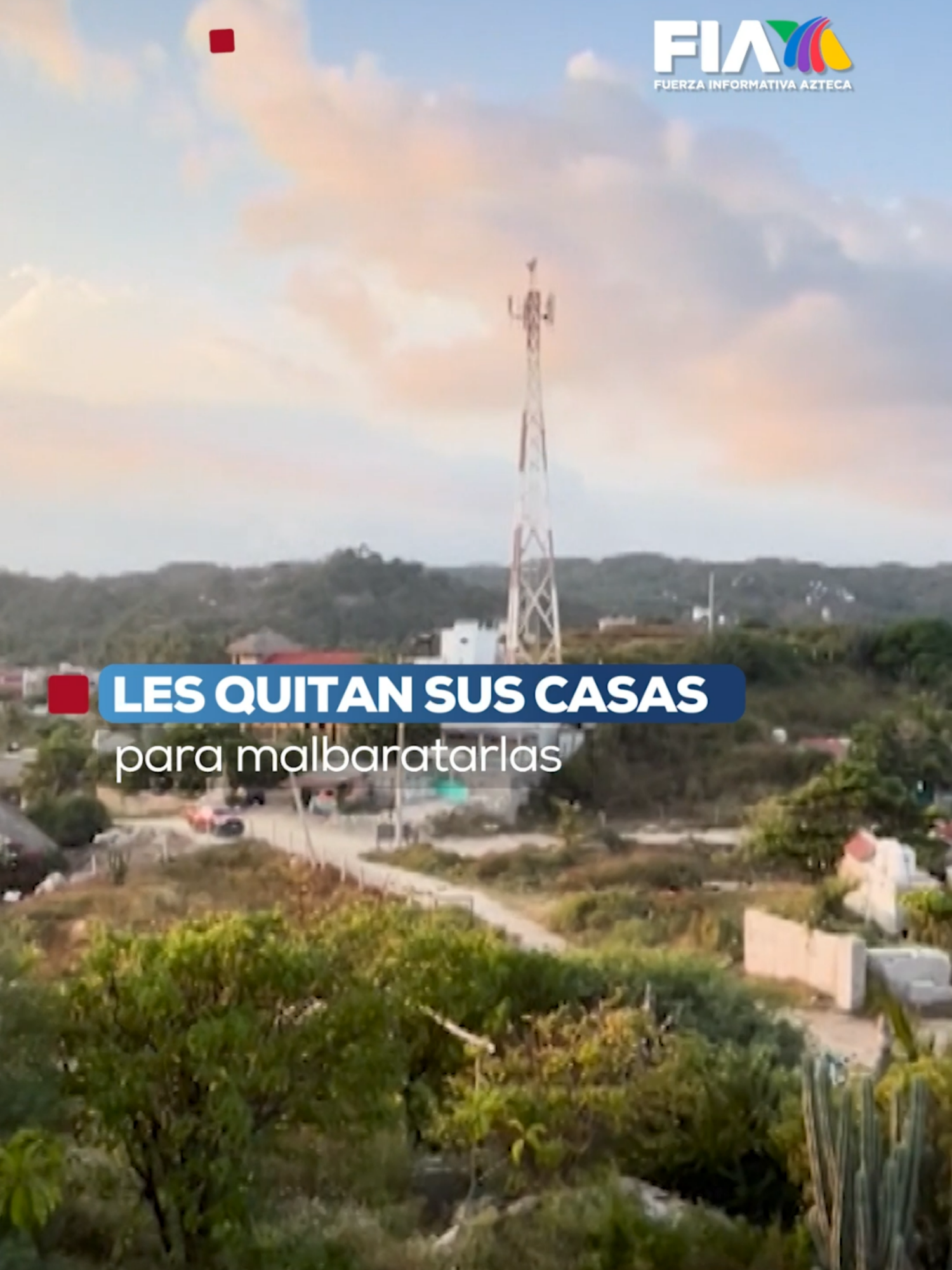 Viven entre la corrupción y el miedo ⁣ ⁣ El llamado “Cártel del Despojo” aterroriza Oaxaca, donde más de 56 familias nativas denuncian haber sido despojadas ilegalmente de sus tierras a orillas del mar.⁣ ⁣ Los afectados señalan que el despojo se realiza con el aval y la protección del Secretario de Gobierno, Jesús Romero, y hasta el Gobernador Salomón Jara. ⁣ ⁣ El grupo, presuntamente liderado por el empresario Israel Carreño Morales, desconoce los documentos de posesión comunal, entra con gente armada y opera con total impunidad.⁣ ⁣ A pesar de las amenazas de fabricación de delitos y atentados contra sus vidas, las familias aseguran que seguirán defendiendo el lugar donde nacieron, denunciando que las autoridades ignoran sus promesas de cero impunidad.⁣ ⁣ La nota de Roberto Dominguez en #HechosAM ⁣ ⁣ #AztecaNoticias #Oaxaca #Noticias #FIA #TikTokInforma