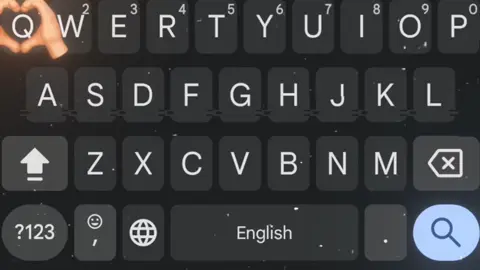 الكل يشارك 🥲✨  . .#طششونيي🔫🥺😹💞 #اغاني_مسرعه💥 #explore #capcat__edit #fyp 