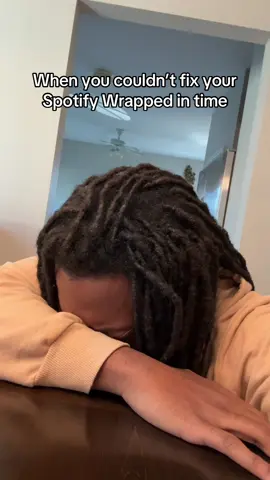 I feel so bad for anyone who had him in their Wrapped…(wouldn’t let that happen to me thoooo) #comedy #skit #spotifywrapped #d4vd #fyp 