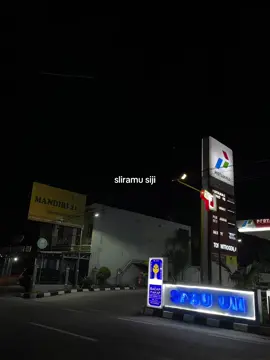 😇 #liriklagu #lagujawa #salamtresno #trending #fyp 