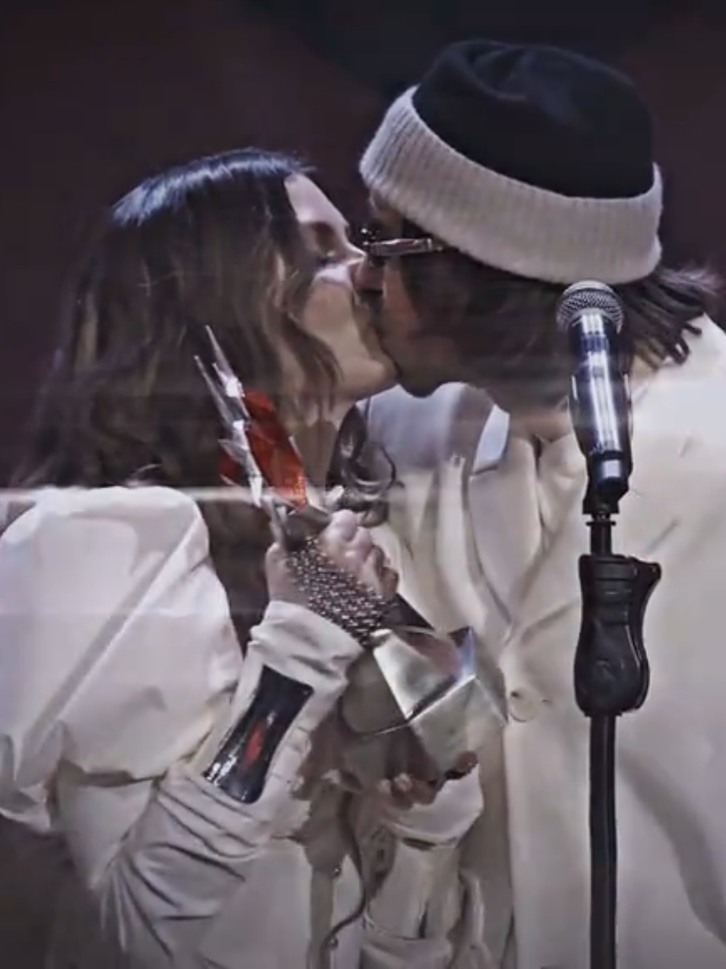 ЛЮБИМЫЕ, ОЧЕНЬ РАДА!!!! @mamavisshenka @koreshzy #слей2025 #парагода #kosstochka #koreshzy #твич 