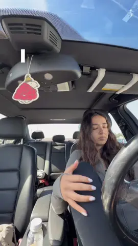 Vlogmas 2😜Was literally about to faint. Anemic girls unite 🤜🤛