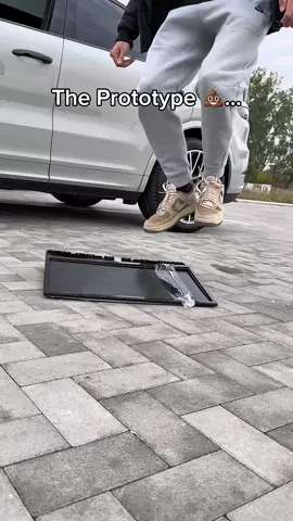 This car HACK is ridiculous 🚗 #carhacks #car #cargadgets #cartok #cartech 