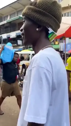 le pantalon comme second peau 😅