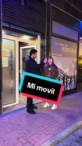 Esto me ha pasado en otro trabajo anterior, trabajaba en una gasolinera y a un camionero se le cayó la cartera. Cuando se la devolví me dijo justamente eso, cuando le dije que era Rumano ya no sabía ni que decir, yo me empecé a reir. Gracias @Lorena de la Morena por la colaboración. Local La Cava Pedrezuela