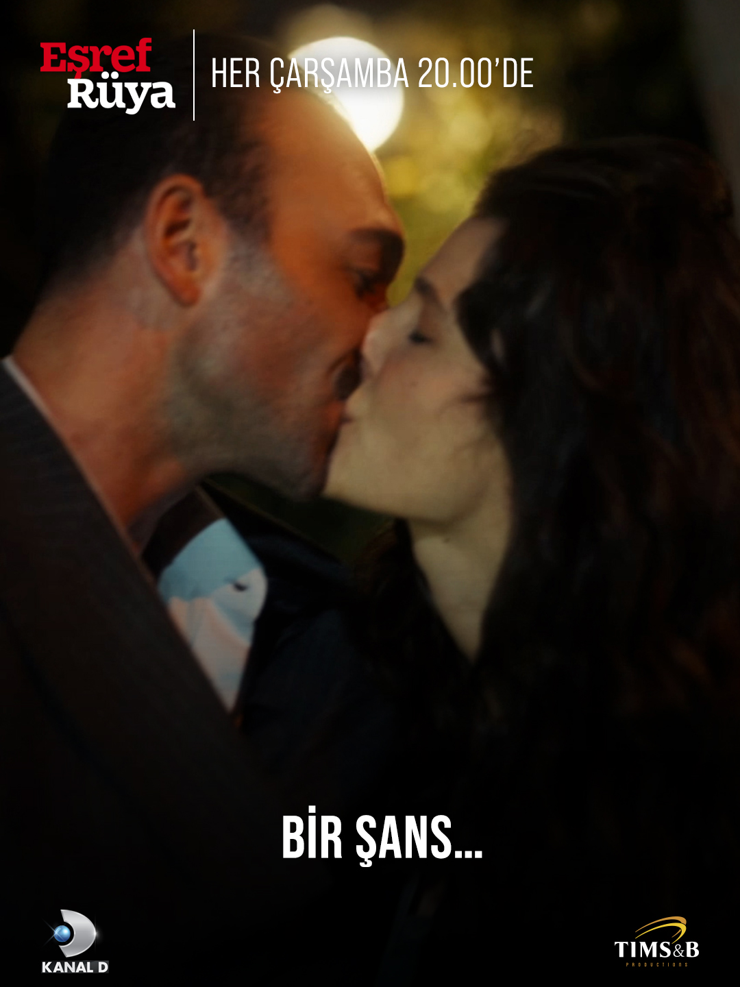 “Bundan sonra benim kadınım ol…” #EşrefRüya yeni bölümüyle #KanalD’de. @kanald @timsandb