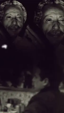 دموع العين تكتب  شكوتي على الخدين بالخط العريض.🖤 #تصميمات #محمد_سعد_عبدالله #fypシ゚viral🖤tiktok #trend #explore 