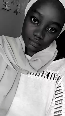 am not complaining 😌 #foryou #vira #ellara