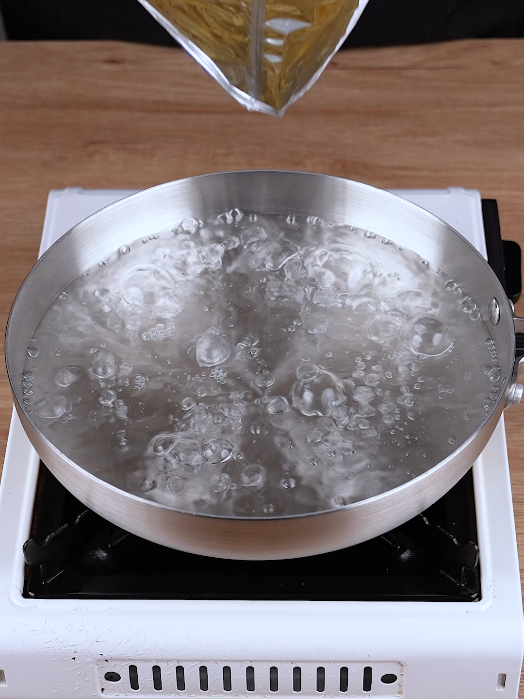 Everyone is cooking Ruffles after seeing this genius idea #cooking #Recipe #EasyRecipe #quickrecipes #cook #potato #meat #dinner #viral #viralvideo