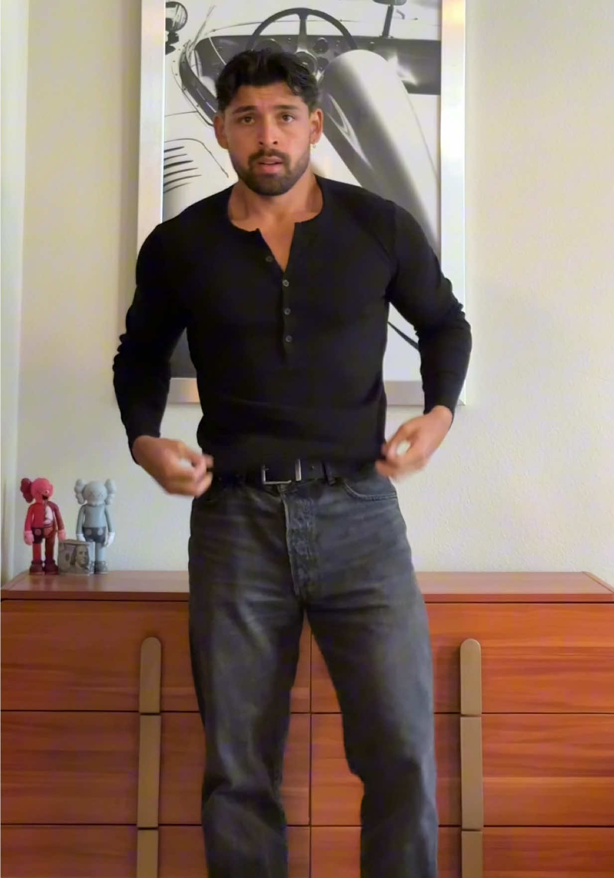 Silhouettes talking today