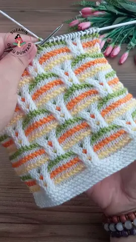 modelin detaylı anlatımı SUZANIN ÖRGÜ DÜNYASI youtube kanalımda  #suzaninorgudunyasi #bebekörgüleri #ikişişörgümodelleri #örgü #örgümodeli 